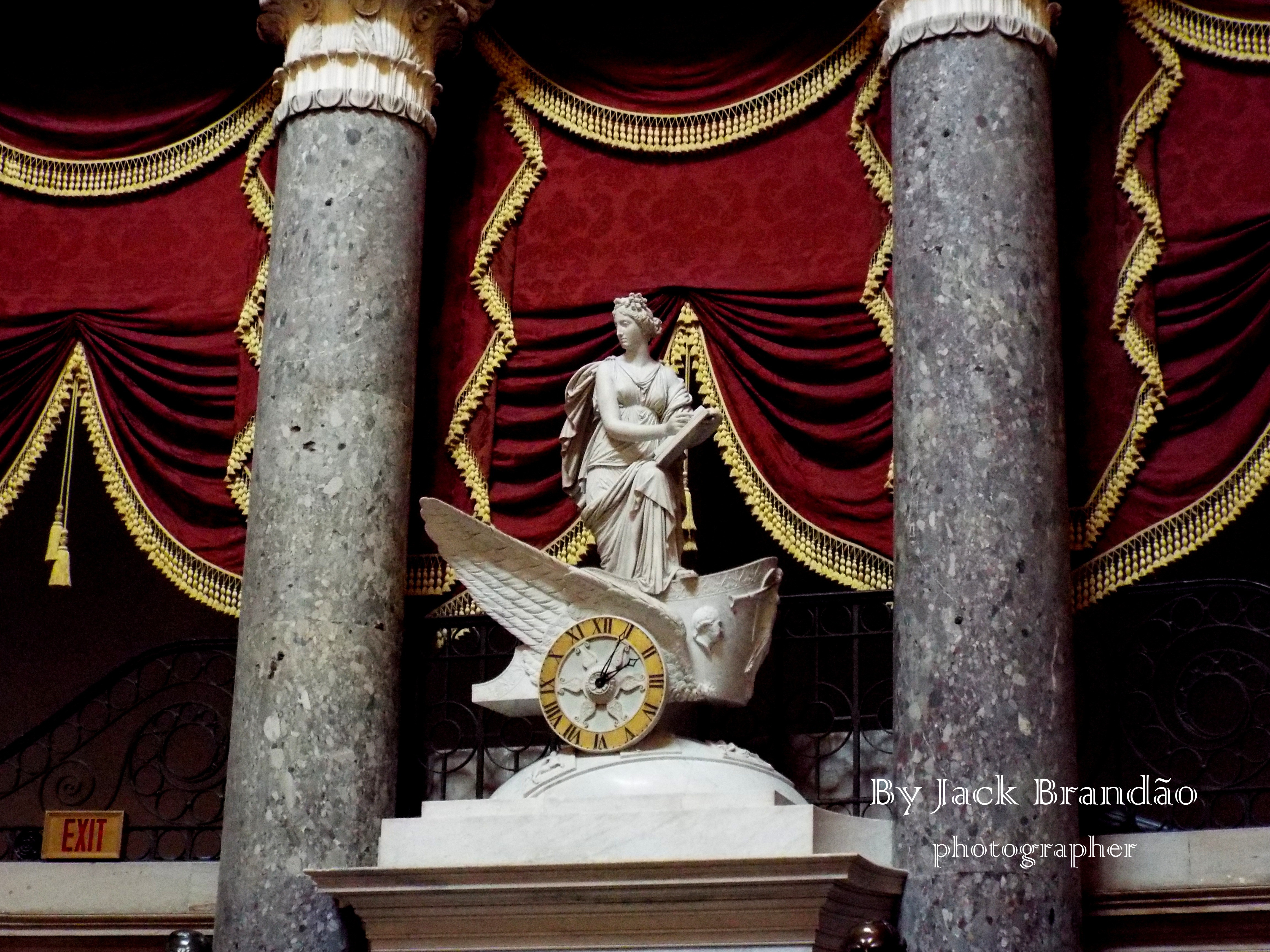  People; Carlo Franzoni's 1819 sculptural chariot clock, the Car of History, Capitol; Building; USA; Washington/DC; Jack Brandão; photographer, writer, photos for sale, jackbran